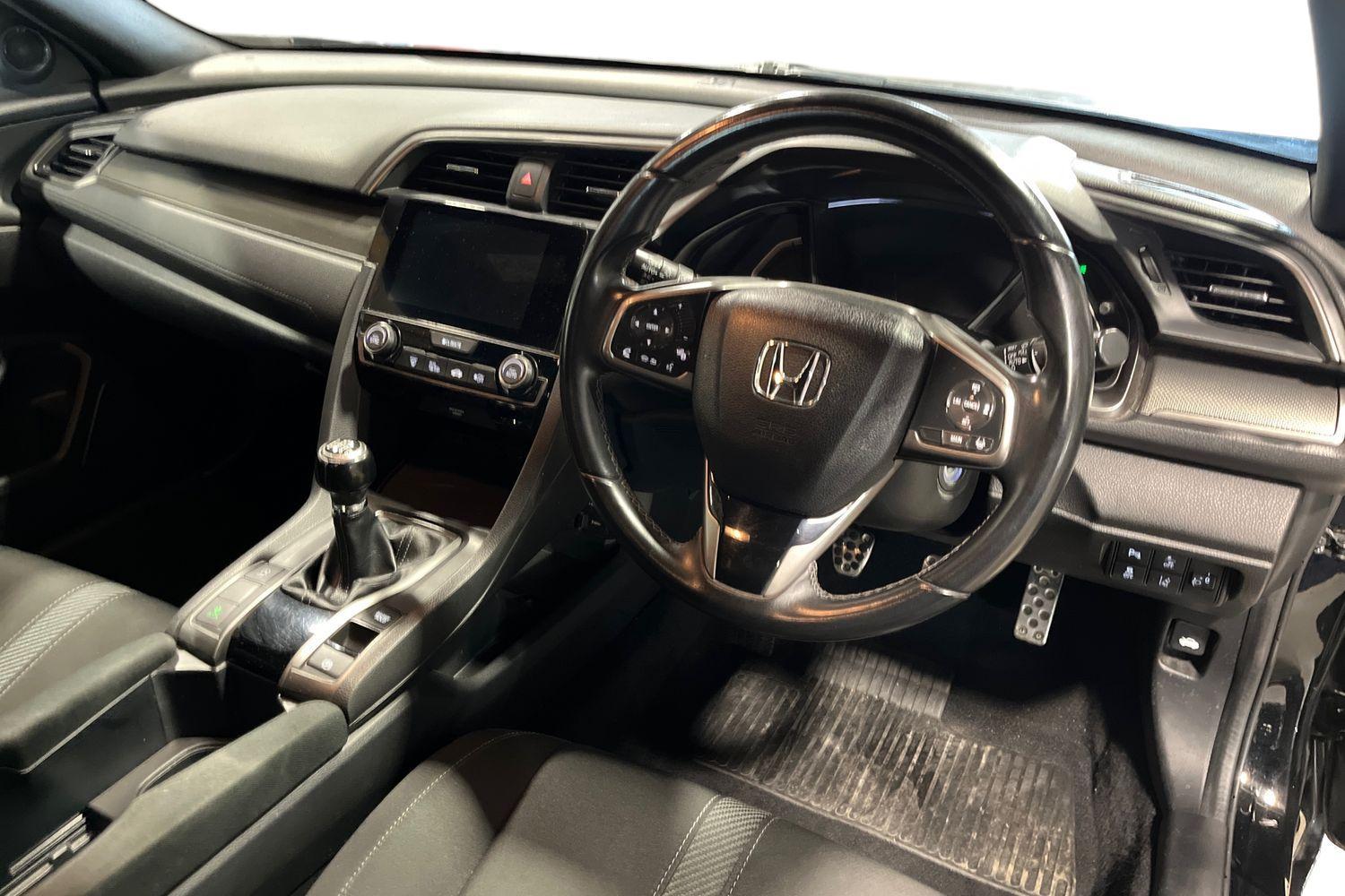 Honda CIVIC Photo 8