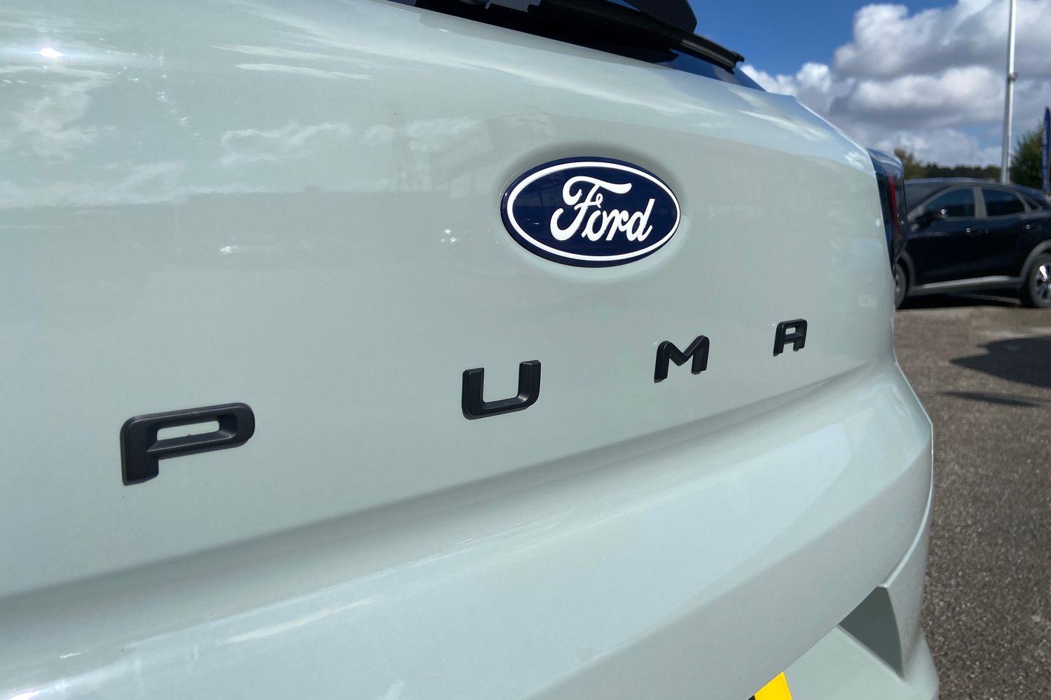 Ford PUMA Photo 39