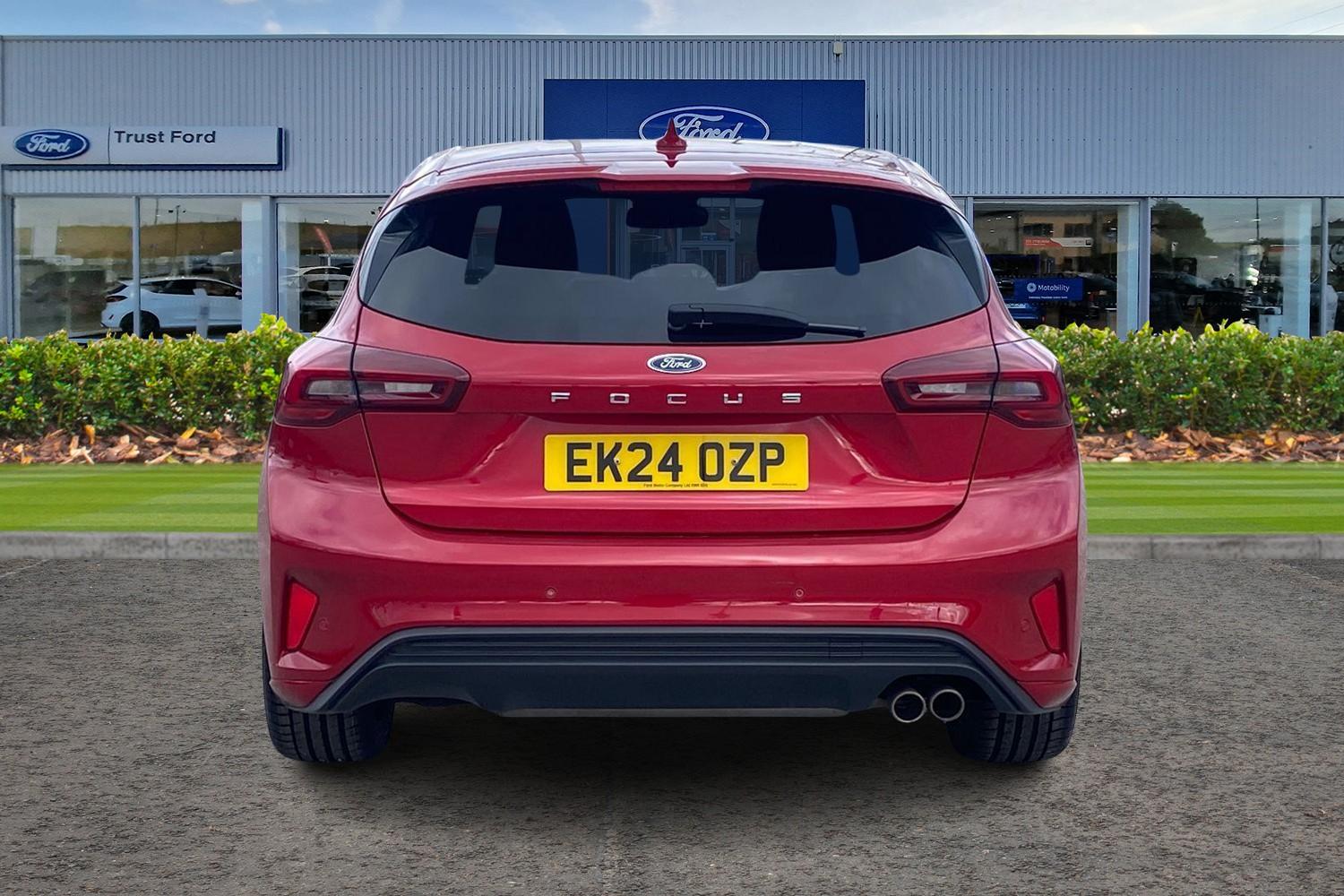 Ford FOCUS Photo 6