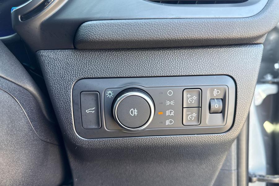 Ford KUGA Photo autoimg-480ebe7d2ebb1d4de15edfa8c9af920f882973e8.jpg