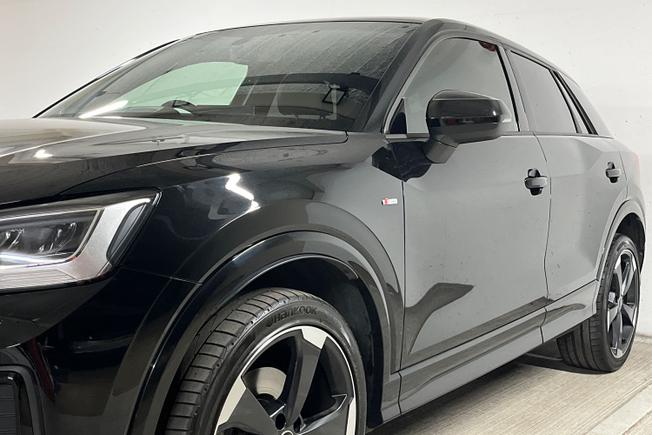 AUDI Q2 Photo 30
