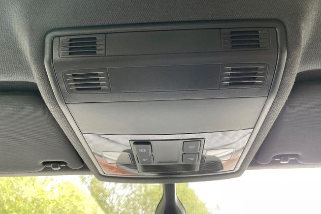 SEAT Arona Photo 39