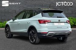 SEAT Arona Photo 3