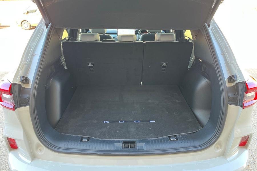 Ford KUGA Photo autoimg-4814f6d513e9ac2692fa42586816fdb0d65e6e28.jpg
