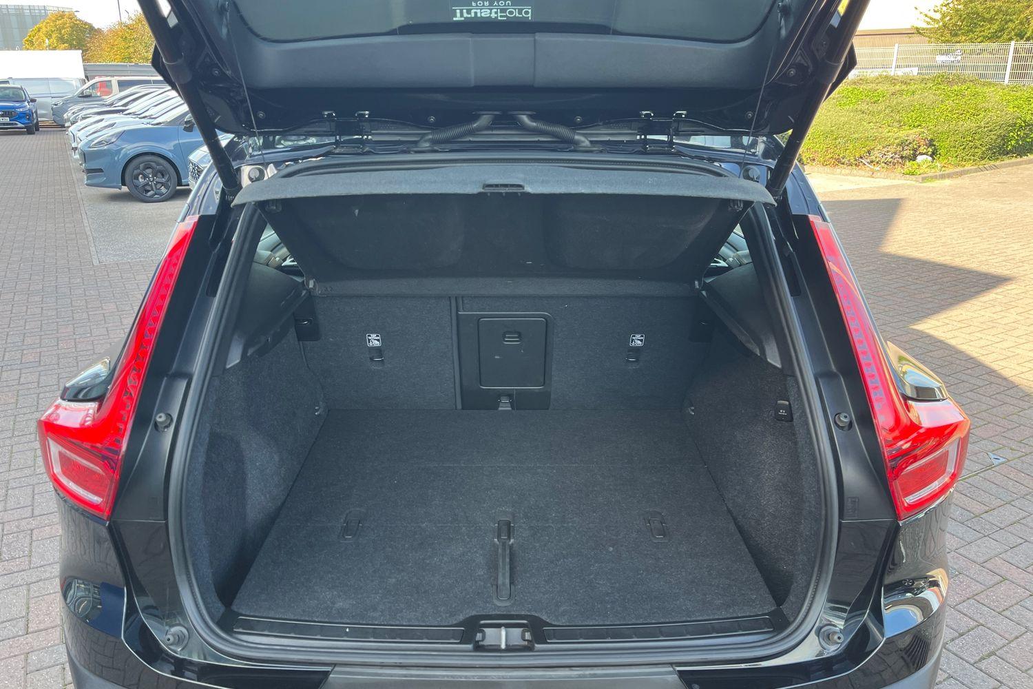 Volvo XC40 Photo 20