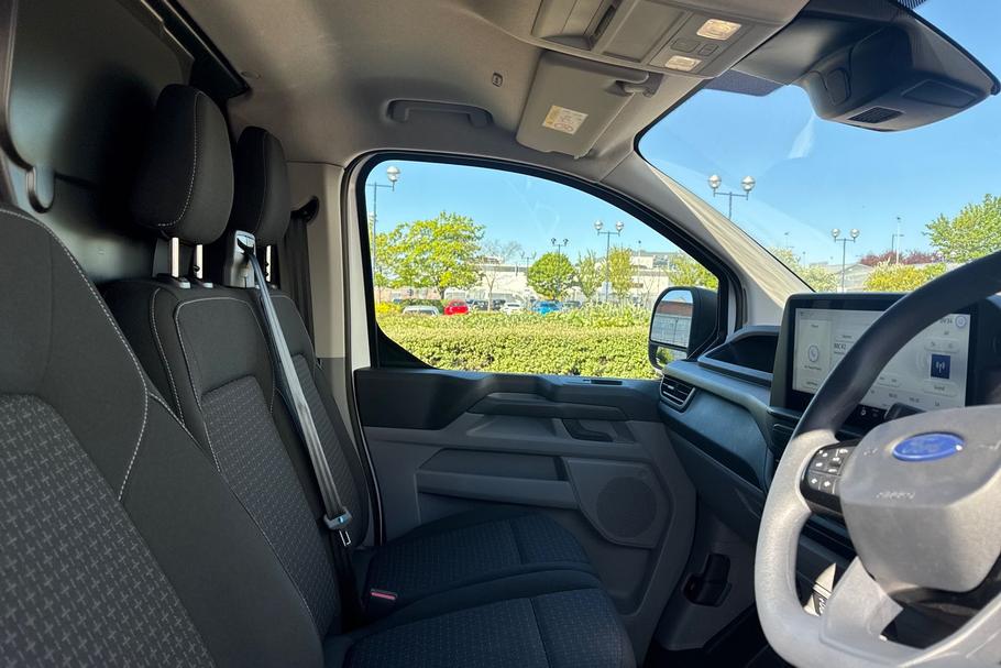 Used FORD E-TRANSIT CUSTOM HT74EWN 28