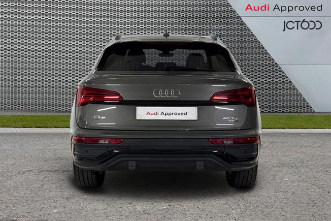 AUDI Q5 Photo 8