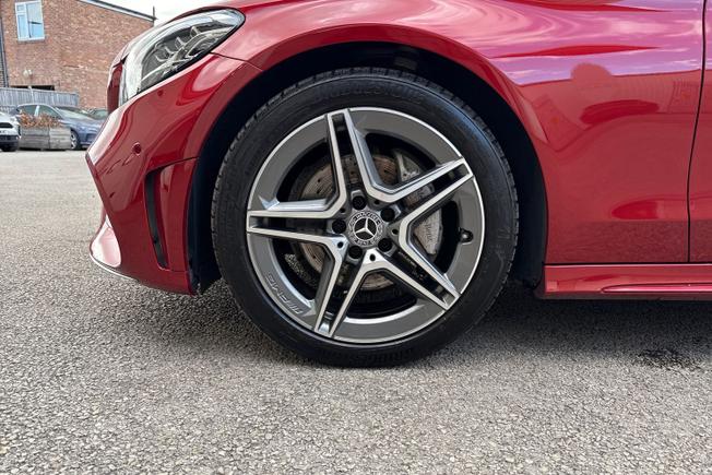 MERCEDES-BENZ C Class Photo 26