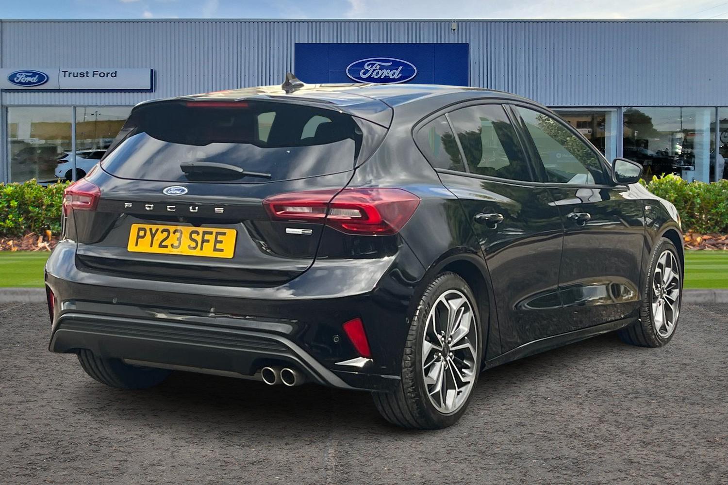 Ford FOCUS Photo 3