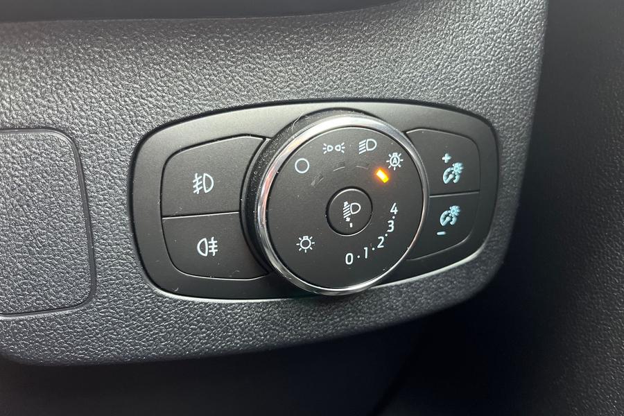 Ford PUMA Photo autoimg-482a07876a1e1b349edced03998d578e554839c4.jpg