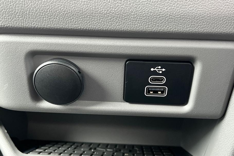 Used Ford E-TRANSIT CUSTOM 31