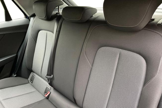 AUDI Q2 Photo 9