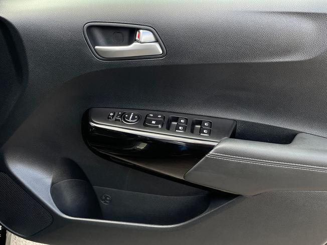 KIA Picanto Photo 32