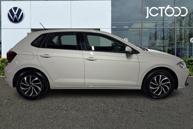 VOLKSWAGEN Polo Photo 4