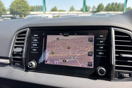 Skoda Karoq Photo autoimg-483b485fc24da7c8d0dc505b7d19138a051d3621.jpg