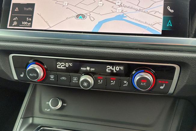 Audi Q3 Photo 46