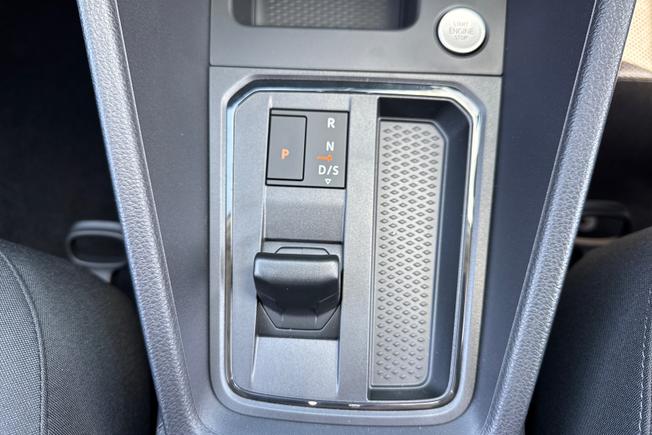 VOLKSWAGEN Caddy Photo 40