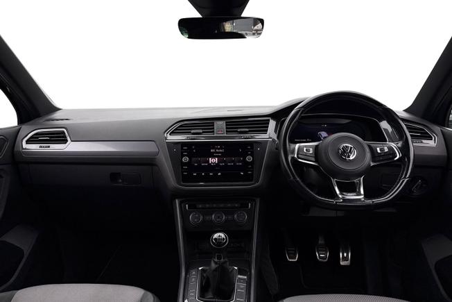 VOLKSWAGEN Tiguan Photo 10