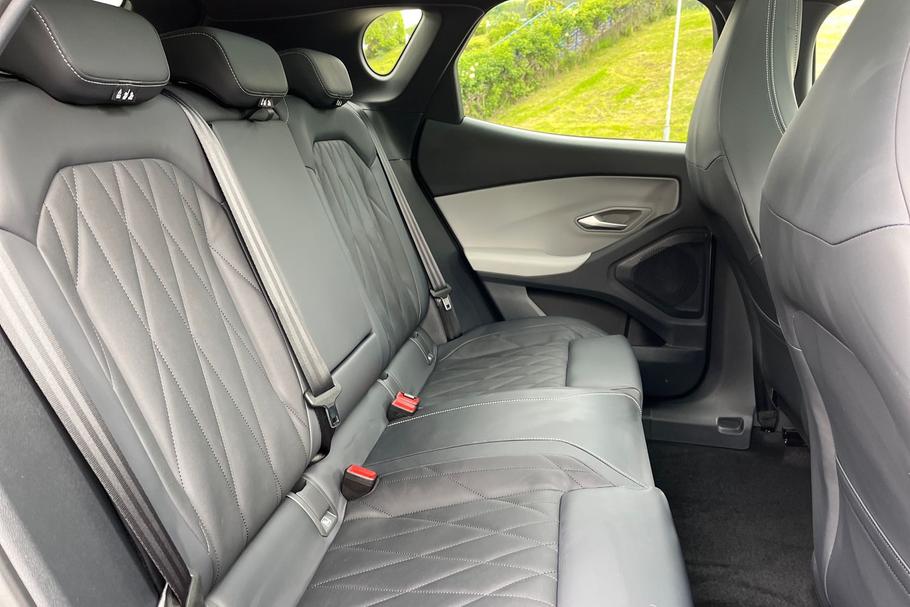 Used Ford CAPRI YE25HYU 37