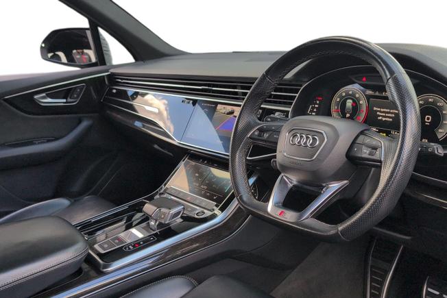 Audi Q7 Photo 6