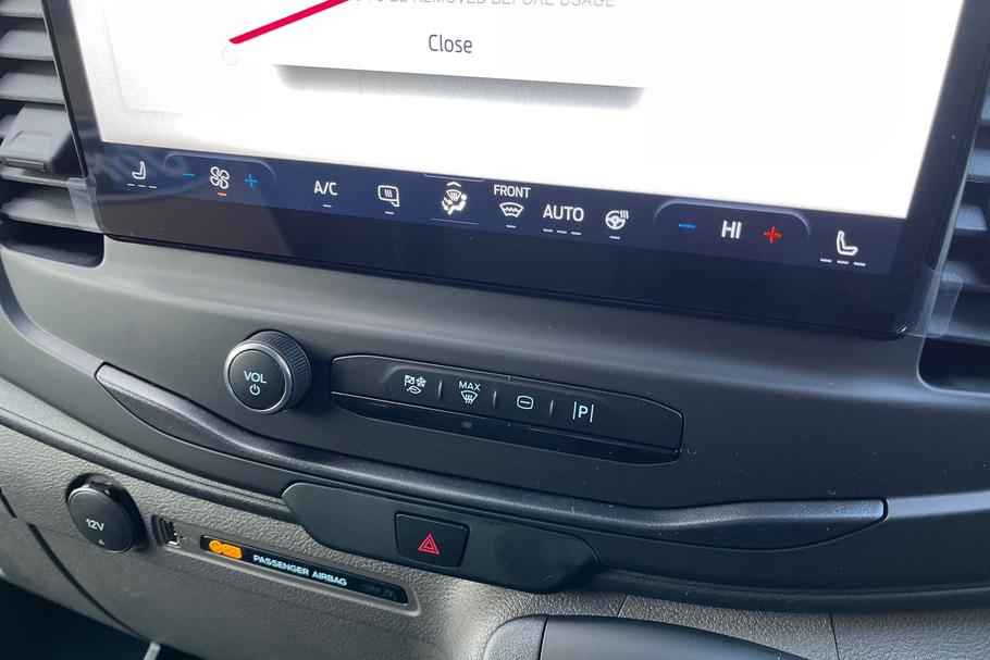 Used Ford E-TRANSIT YL25ODC 34