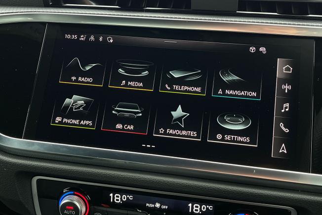 AUDI Q3 Photo 13