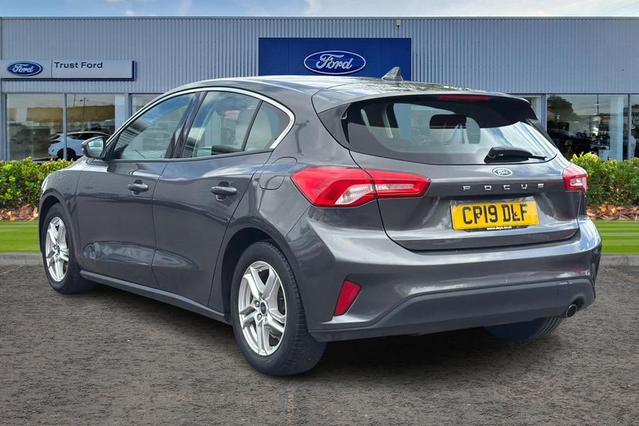 Ford FOCUS Photo autoimg-485676369c324ee81f9ad425c6563a8d1d76c44f.jpg