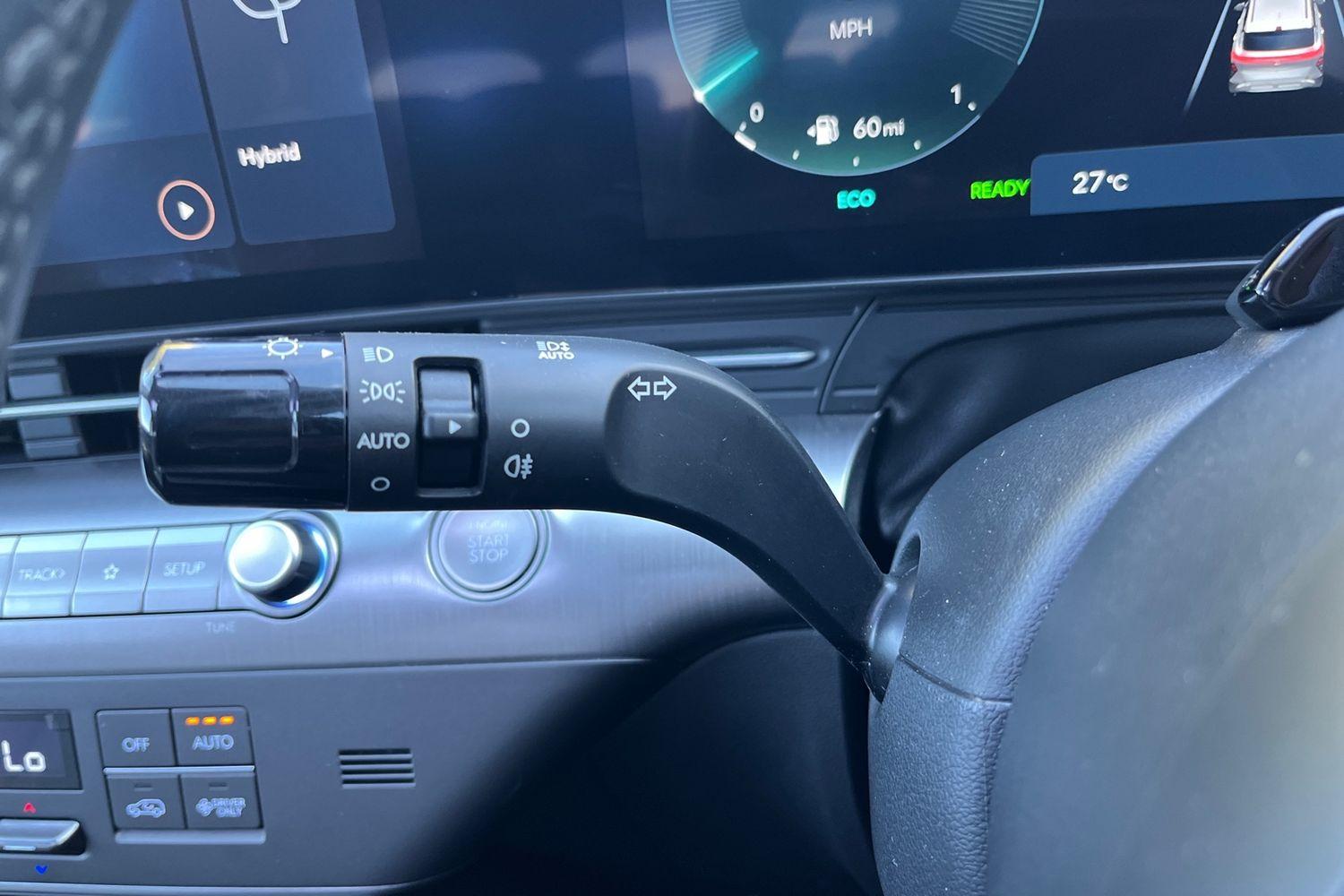 Hyundai KONA Photo 13
