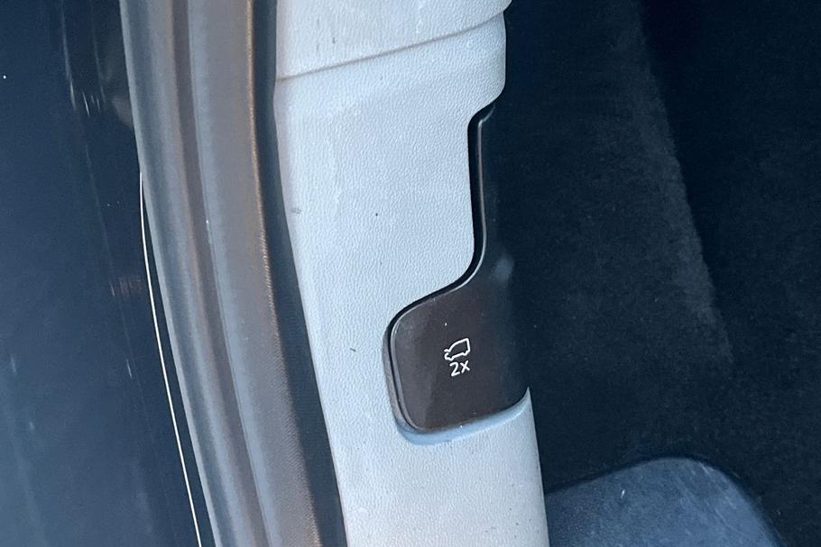 Used Ford TRANSIT CUSTOM 23