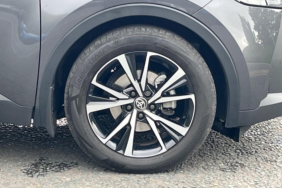 Toyota C-HR Photo autoimg-4860a3265f40d7fa6444aae25dc1ab83a53e11b1.jpg