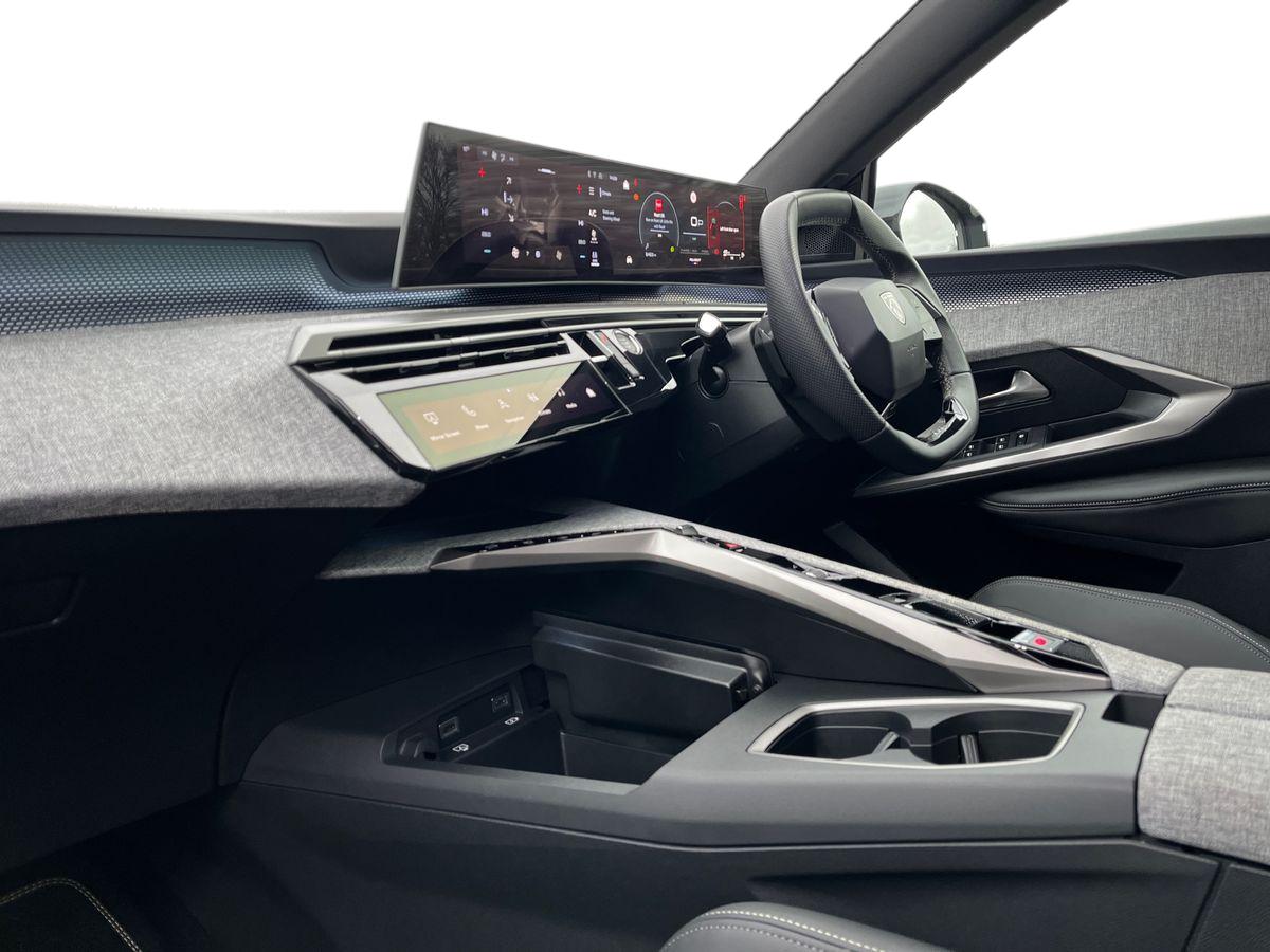 Peugeot 3008 Photo 2