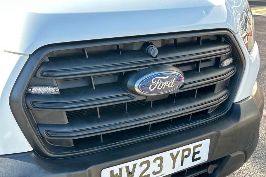 Used FORD TRANSIT WV23YPE 38