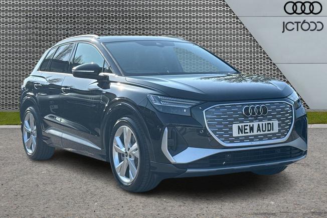 AUDI  Q4 SUV Photo 1