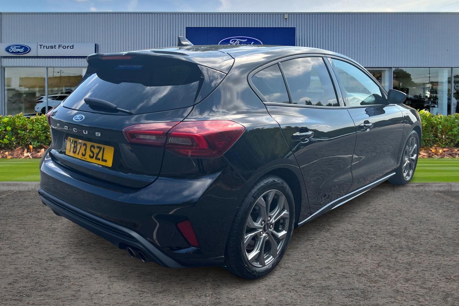 Ford FOCUS Photo 3