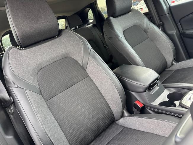 NISSAN Qashqai Photo 27