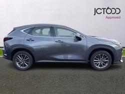LEXUS Nx Photo 4