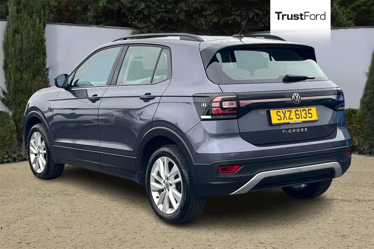 Volkswagen T-CROSS Photo 1