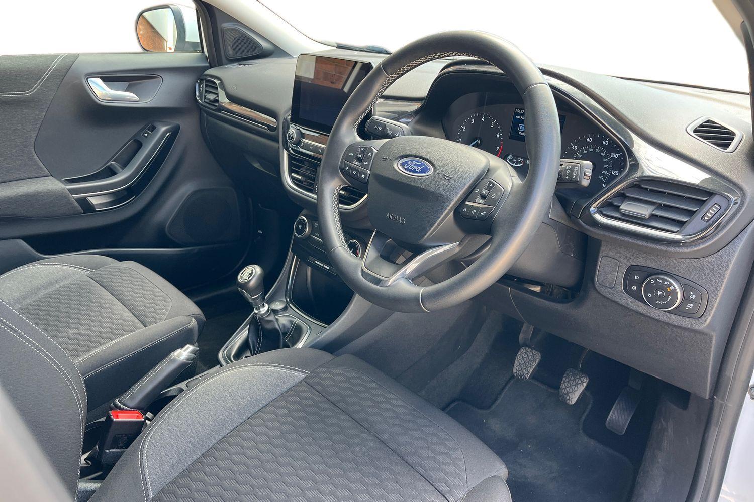 Ford Puma Photo 8