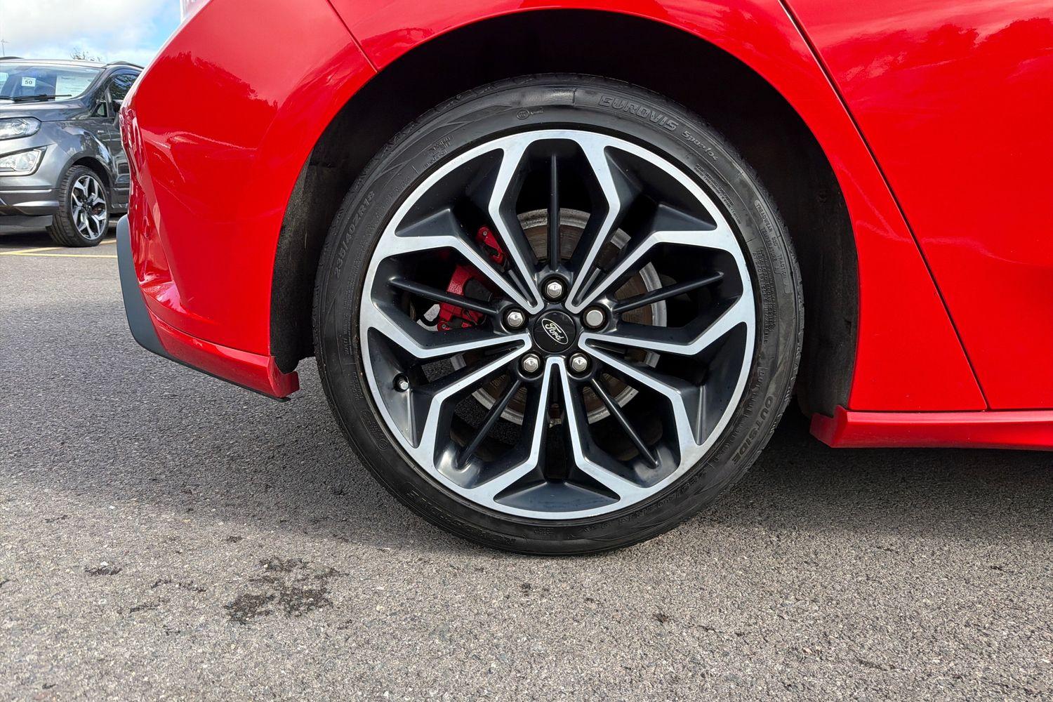 Ford FOCUS Photo 7