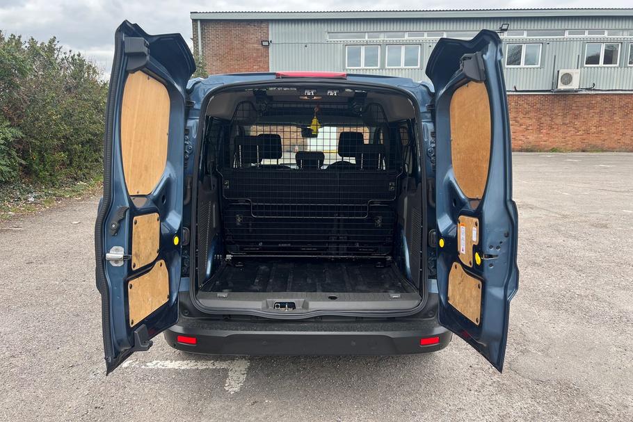 Used FORD TRANSIT CONNECT HR19NKT 6