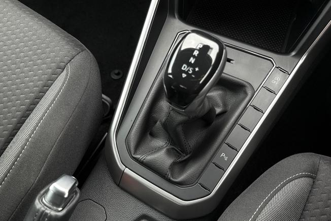 VOLKSWAGEN Polo Photo 22
