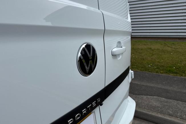 VOLKSWAGEN e-Transporter Photo 25