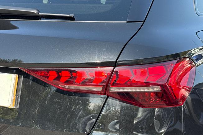AUDI RS3 Photo 18