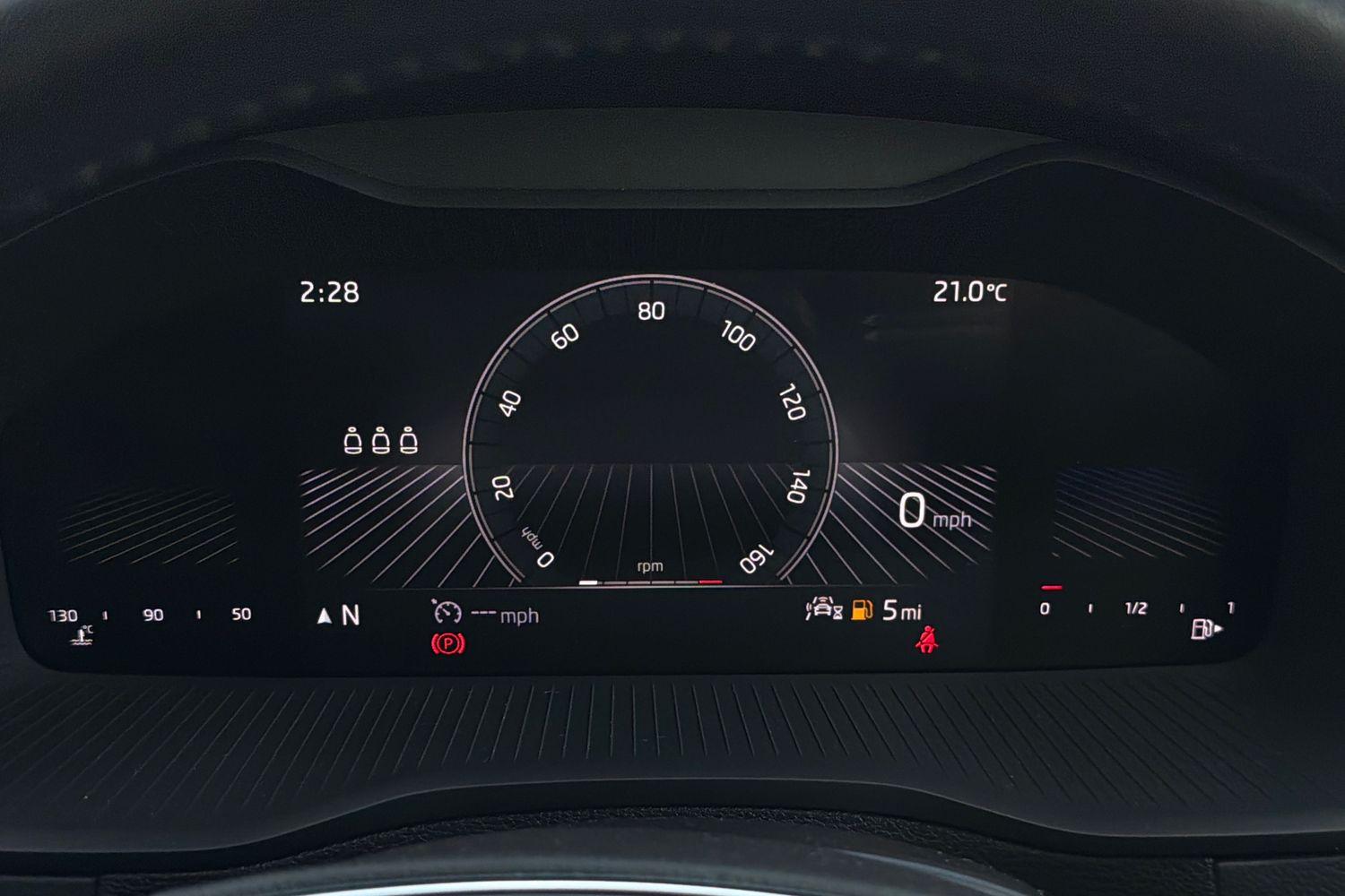 Skoda KAROQ Photo 12