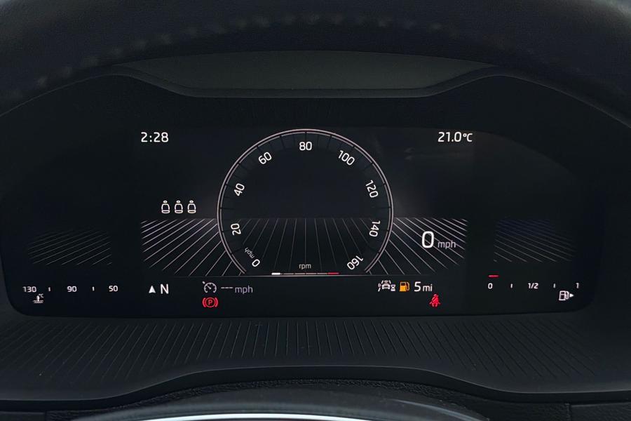 Skoda KAROQ Photo autoimg-487bfbd595281197c44e347c352ba434ff67da6b.jpg