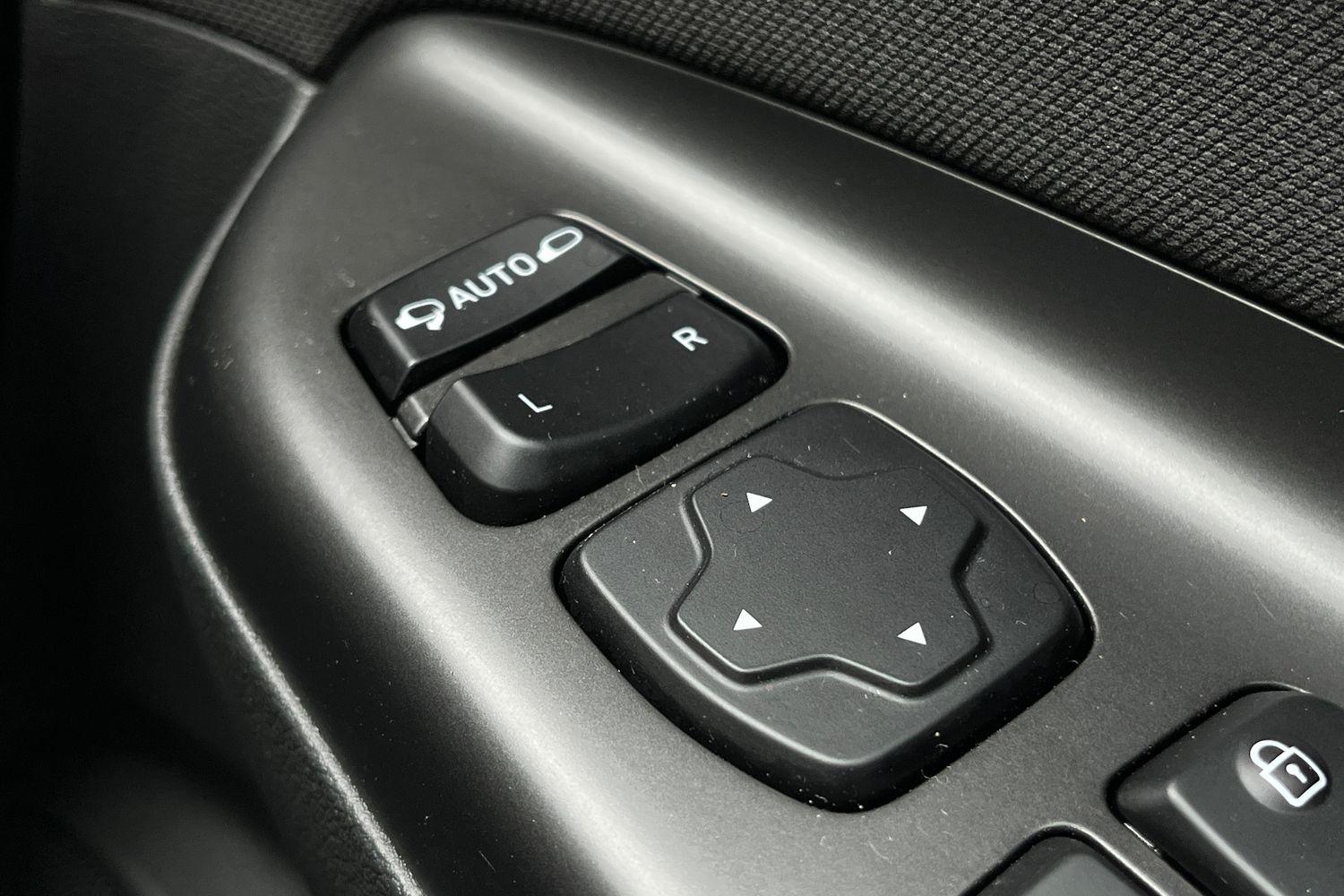 Hyundai KONA Photo 38