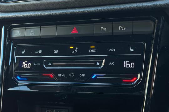 Volkswagen T-roc Photo autoimg-487ef931bf784eb84a3a39cb05f8edd3b694350c.jpg