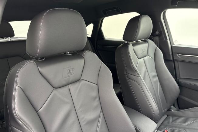 AUDI Q3 Photo 27