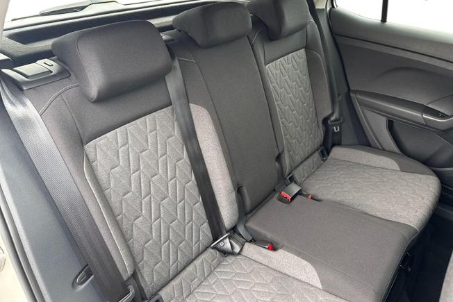 VOLKSWAGEN T-Cross Photo 9