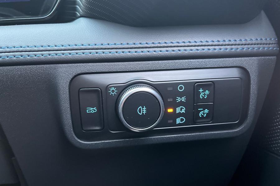 Ford MUSTANG Photo autoimg-4883bf0dfceedabb1cbadd3d0be4eb1b23fa7079.jpg